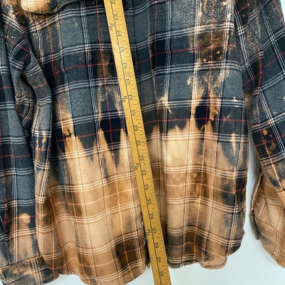 Men’s Field and Stream Custom Flannel - Picture 8 of 8